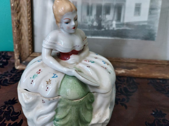 Stunning Vintage Victorian Lady Powder Jar Trinke… - image 2