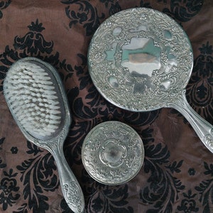 Vintage Ornate Silver Tone Vanity Set: Mirror, Brush & Compact