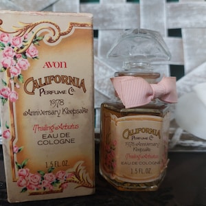 Vintage 1970s Avon Perfume Bottle Keepsake & Box Victorian Gibson Girl 1978 Free Shpping!
