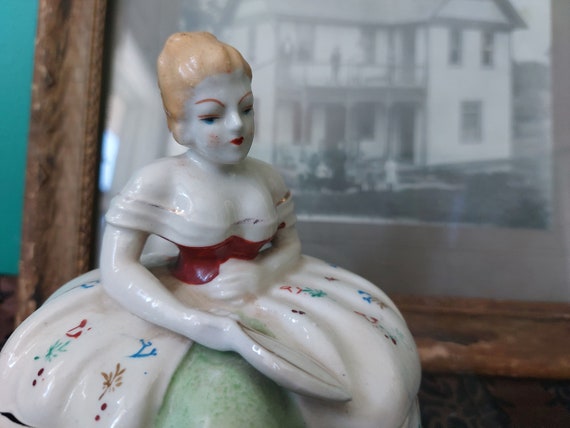 Stunning Vintage Victorian Lady Powder Jar Trinke… - image 7