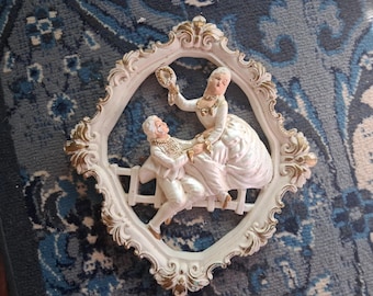 Vintage Colonial Chalkware Wall Hanging: 1950s MCM Art Decor French Hollywood Regency
