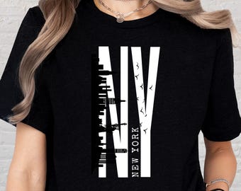 NY Skyline Shirt, Minimal NYC Skyline Tee, New York City Graphic Tee, New York Streetwear Shirt, NYC Statue of Liberty Tee Modern City Tee