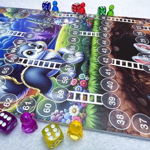 Board game // Parlor game // Family game