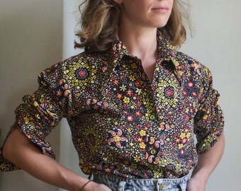SALE (was 68) Vintage 70s Christian Dior Floral Print Blouse