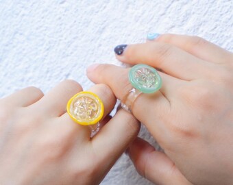Anillo de vidrio hecho a mano con forma de rodaja de limón, anillo de fruta cítrica, joyería de verano, anillo de limón fresco, anillo de vidrio soplado, lindo regalo