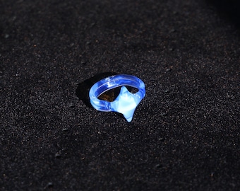Handmade Glass Star Ring, Blue Opalescent Star Ring, Lampwork Celestial Ring, Iridescent Glass Ring, Dreamy Minimal Jewelry Gift