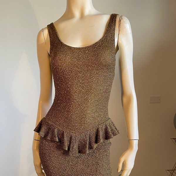 80’s 90’s All That Jazz Gold Shimmering Metallic Stretch Wiggle Body Con Party Dress Scoop Neck Peplum Waist Cocktails Night Out Size Small