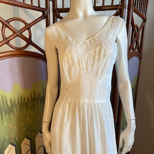 50s 60s Nylon and Lace Nightgown Trousseau Bridal Negligée Slip Dress Sheer Lace Scoop Neck and Waist by Seamprufe Size M
