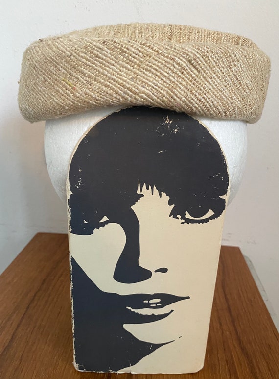 60's Nubby Linen Beige Pill Box Hat by B H Wragge… - image 2