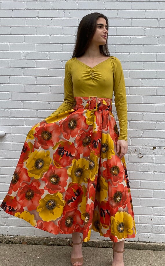 70's 80's Full Skirted Oversize Orange Mustard and