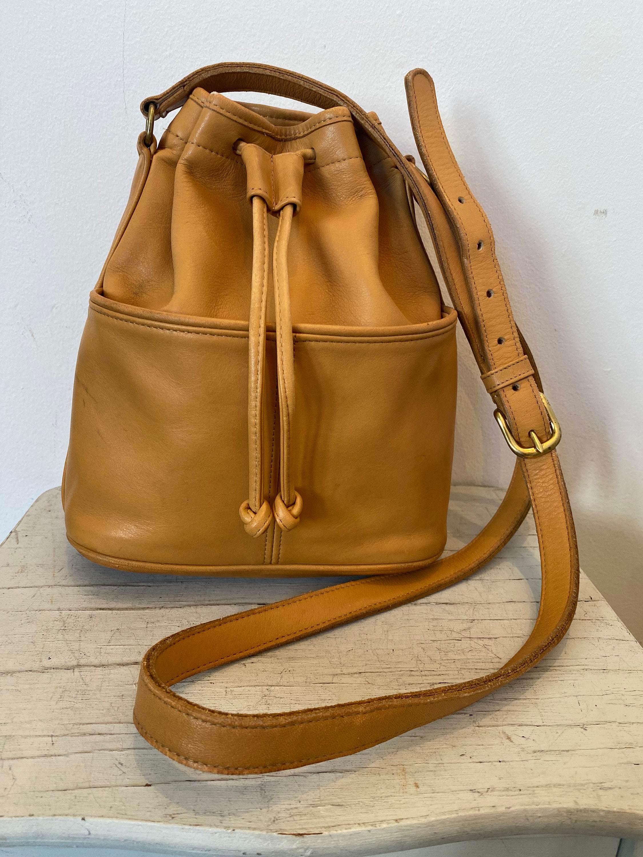Vintage Coach Drawstring Duffle Bucket Bag Crossbody Saddle 