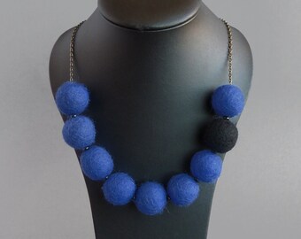 Felt bead necklace store