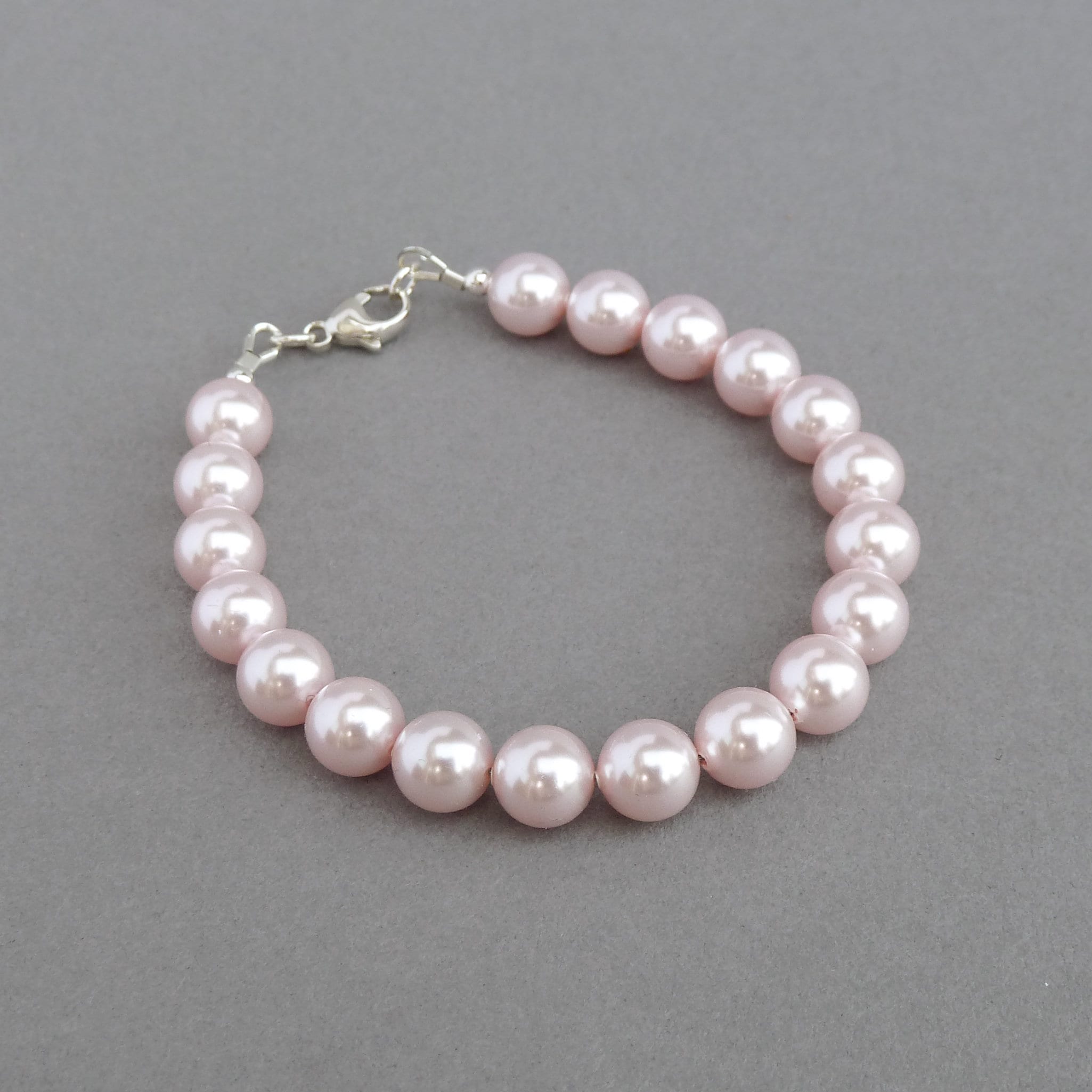 Blush Pink Pearl Bracelet Simple Light Pink Bridal Jewelry Pale Pink Bridesmaids Gifts Single Strand Pearl Bracelets for Weddings