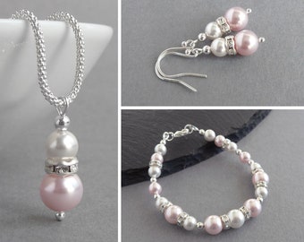 Parure de bijoux en perles rose poudré - Ensemble collier, bracelet et boucles d'oreilles pour demoiselles d'honneur rose champagne - Cadeaux mariage/nuptiale rose layette