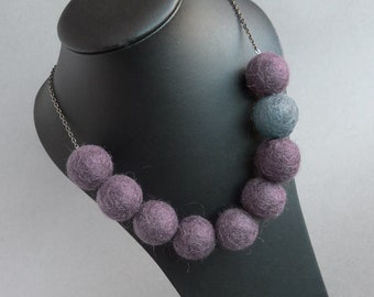 Dusty Purple Chunky Felt Necklace - Amethyst and Grey Felted Ball Statement Necklaces - Grape Everyday Jewelry for Women - Colourful Gifts