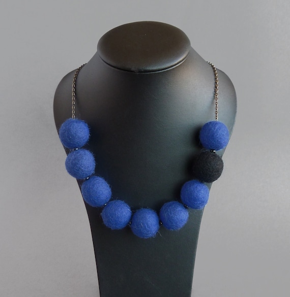 Chunky Royal Blue Felt Necklace - Cobalt Felted Ball Necklaces - Navy Everyday Felt Bead Jewelry - Dark Blue Colourful Statement Jewellery