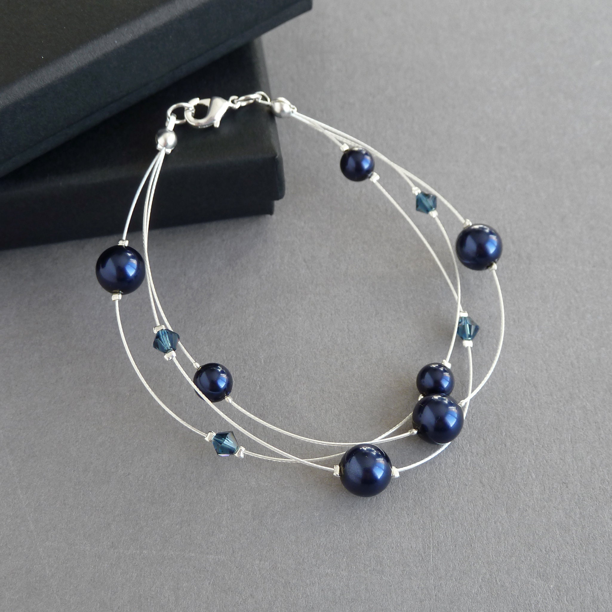 Simple Single Line Navy Blue Friendship Bracelet / Wristband - Gift Under 5  - Adjustable Bracelet on Luulla