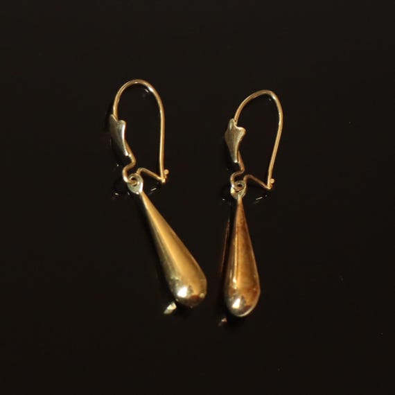 Vintage Estate Small Delicate 14k Yellow Gold Vic… - image 1