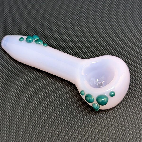 Pink Glass Pipe // Agua Azul Accents // Pocket Pipe