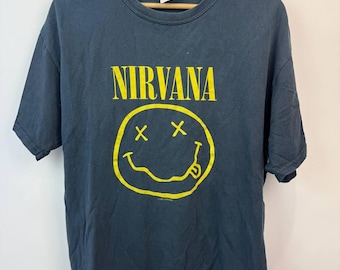 Vintage Nirvana Tshirt 90s Smiley Face Band Tshirt