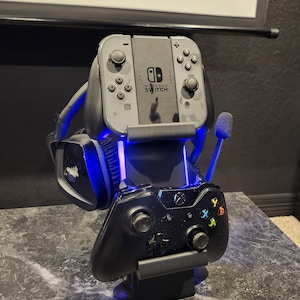 Universal Headset/Headphone and Controller Stand - LED RGB lighting - Video Gaming Accessory