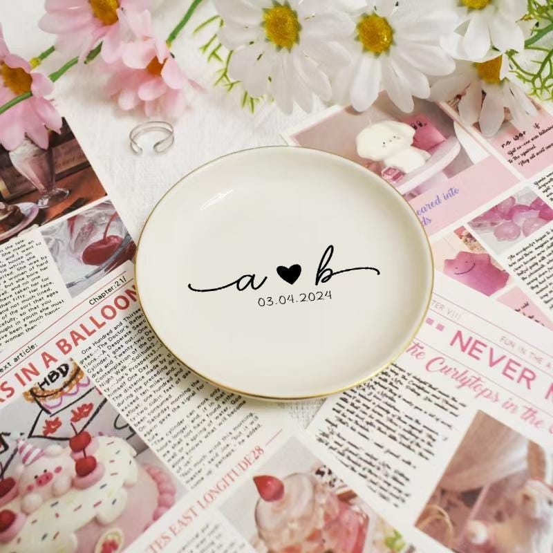 Engagement Ring Holder, Wedding Ring Dish, Wedding Gifts for Couple, Bridal Shower, Anniversary Gift, Gift for Bride, Engagement Gifts