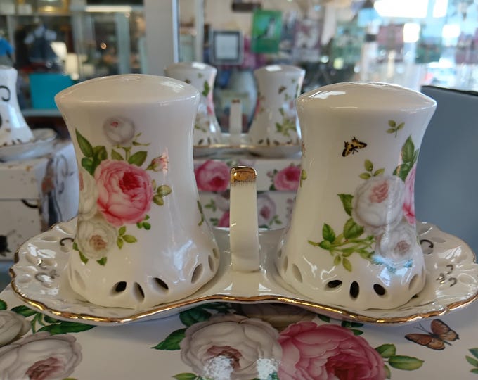 Ceramic Salt and Pepper Shaker Set with a Vintage Floral Design