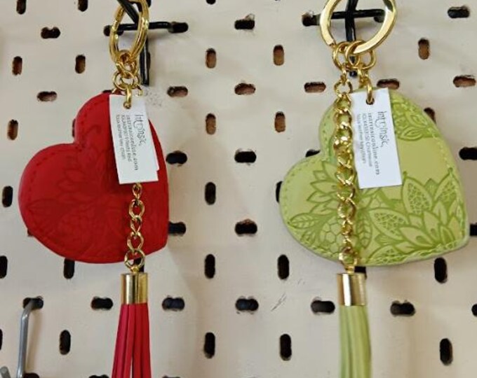 Heart Tassel Keyring – Elegant & Charming