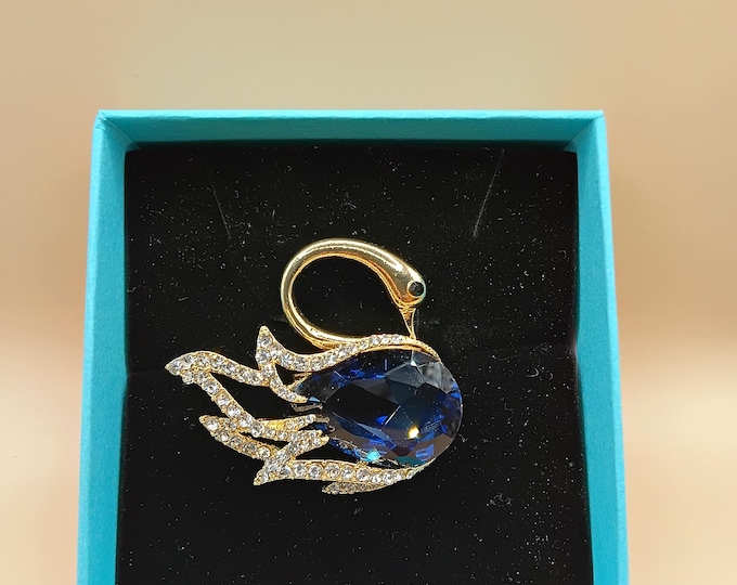 Vintage Floral Brooch  – 1960s Costume Jewelry