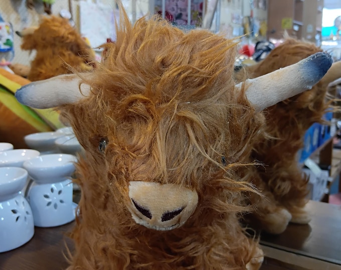 Highland Cow Plush Toy – Cuddly, Cute & Full of Character