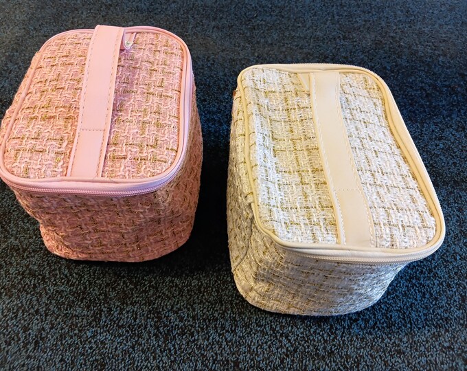 Travel Storage Tote – Versatile, Durable & Stylish