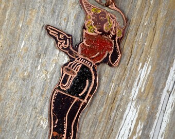 Cowgirl pin-up Sailor Jerry tattoo-ketting: met de hand gegraveerd en gepatineerd, klassieke tatoeageflits geïnspireerd