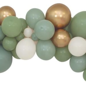 Puede incluir: Una guirnalda de globos en tonos verdes, dorados y blancos. Los globos var&iacute;an en tama&ntilde;o y est&aacute;n dispuestos en forma de arco. Esta decoraci&oacute;n festiva es adecuada para fiestas y celebraciones.