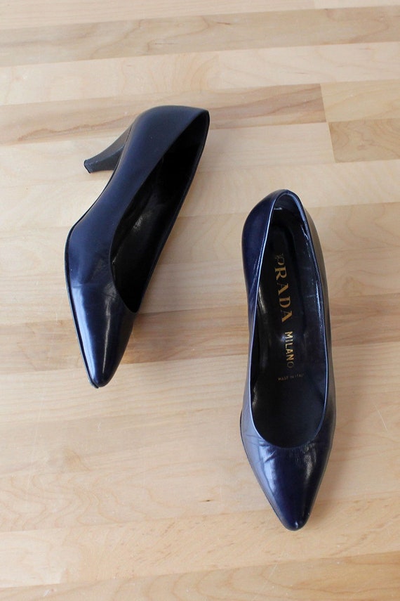 Navy Blue Prada Heels 8.5 • 90s Heels • Vintage Le