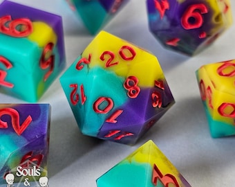 Wild Magic • Handgjorda RPG-tärningar • Bordsspelstillbehör • Tärningar med vass kant • Polyedriskt harts • D4 D6 D8 D10 D12 D20 D100