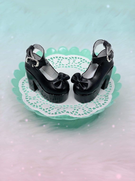 Glitter Bow Platforms in Lilac Retro Shoes Heels for 13 BJD and Smart Dolls Glitter Bow Platforms in Lilac Retro Shoes Heels for 13 BJD and Smart Dolls
