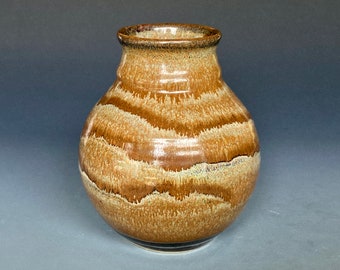 Vaso da fiori in gres realizzato a mano: ceramica dai toni della terra