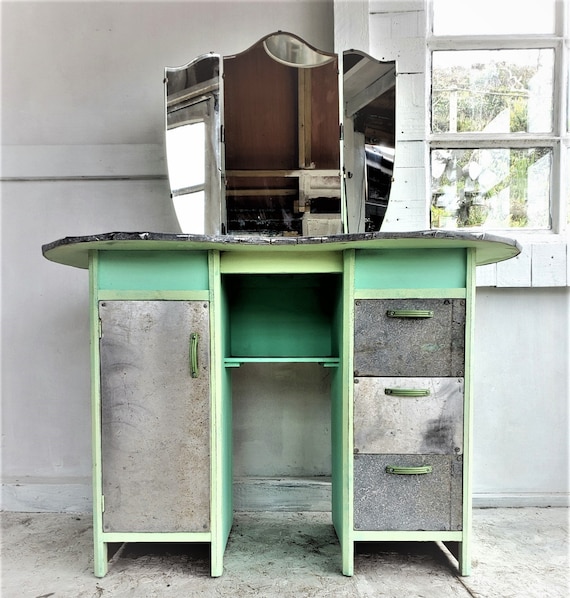 Industrial dressing 2024 table with mirror