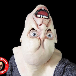 Innovative Upside Down Horror Mask - High Quality FX Latex Accessory for Halloween and Carnival