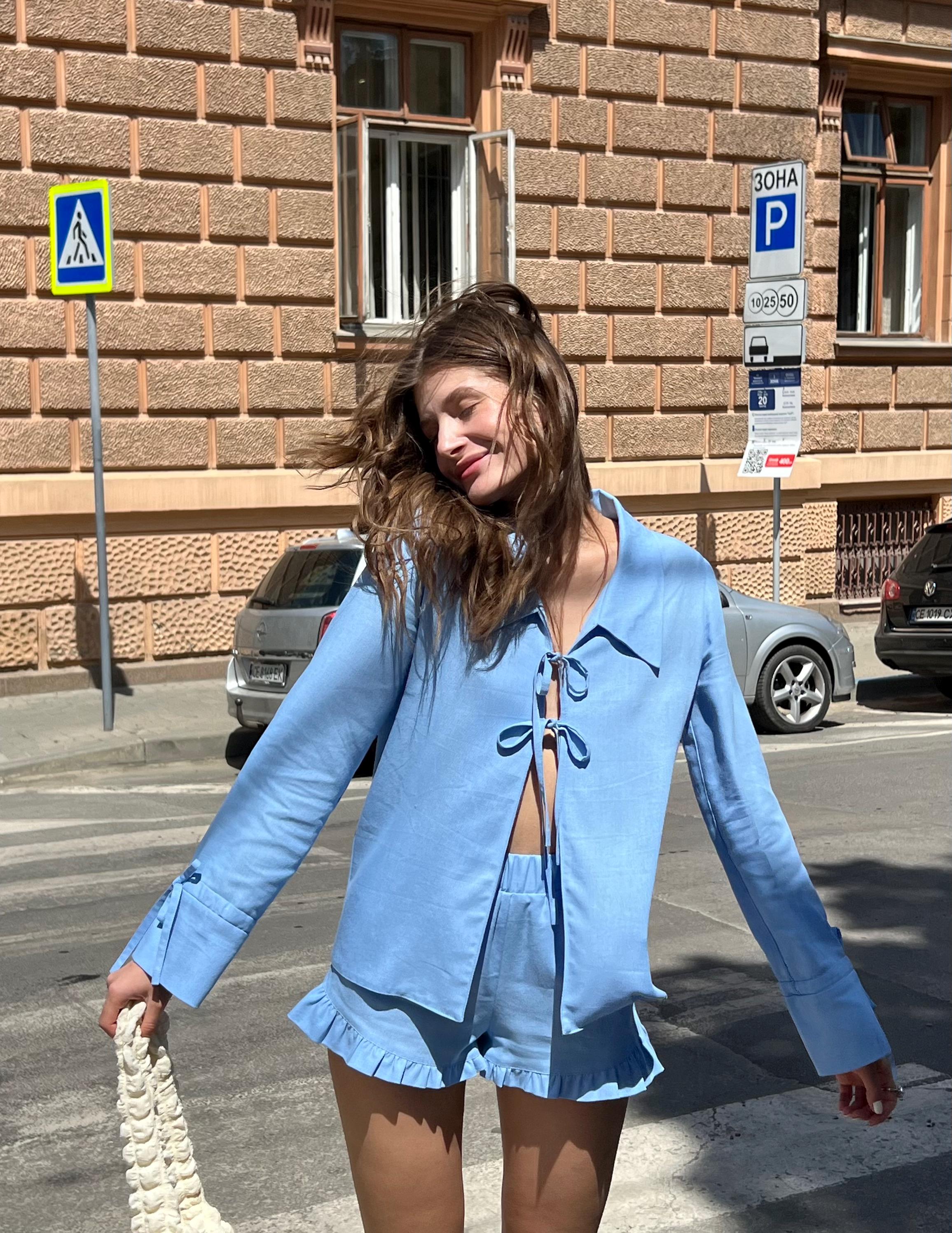 Sky blue linen blouse – Tie front top – Loose fit linen shirt – Long sleeve summer blouse – Linen top with bow ties – Cottagecore look