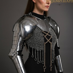 Medieval Knight Fantasy Lady Warrior Pauldrons,Gorget, Chainmail -Women&#39;s Armor Larp Lady Armor Suit -, Gift for women