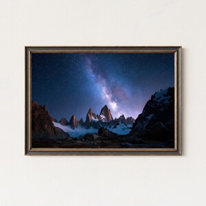 Vintergatans fotografi över Patagoniens toppar | Fitz Roy natthimlen väggkonsttryck