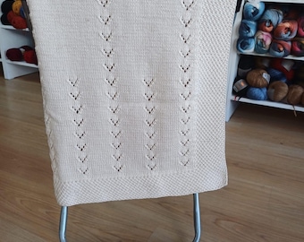 Organic Cotton Knit Baby Blanket – Hand-Knitted Newborn Swaddle, GOTS Certified