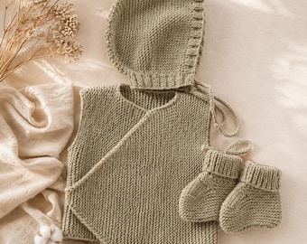 Handgestricktes Baby Westen Set, Bio Baumwolle Neugeborenen Outfit, Neutral Coming Home Outfit