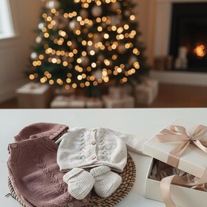 Handgefertigtes Bio Baumwollstrick Baby Outfit 5-teiliges Newborn Set Bild 4