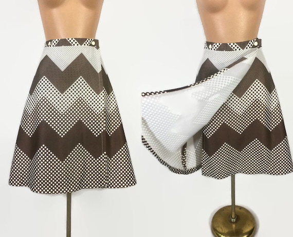 VINTAGE 70s Polka-Dot Print Wrap Skirt | 1970s 196