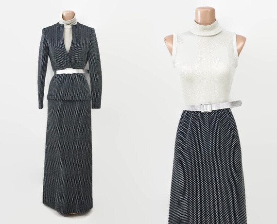 VINTAGE 70s Silver Lurex and Navy Blue 