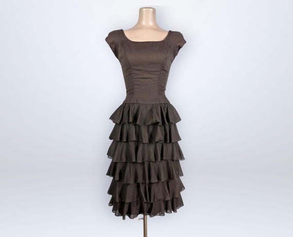mardi gras cocktail dress Women's Color Block Swing Maxi Dress Homecoming Dresses Holiday Carnival Formal Evening Dresses : Clothing, Shoes & Jewelry This dress is made of polyester Vintage 50s Brown Ruffled Wiggle