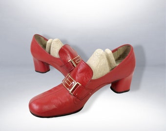 VINTAGE 60s Red Leather Brogues Block Heel Shoes by Air-Step Size 8 | 1960s Mod Slip on Oxford Pilgrim Heels | VFG