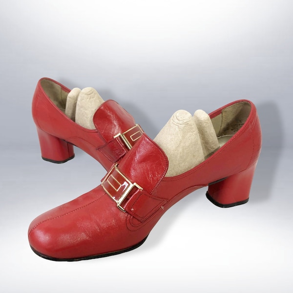 VINTAGE 60s Red Leather Brogues Block Heel Shoes by Air-Step Size 8 | 1960s Mod Slip on Oxford Pilgrim Heels | VFG